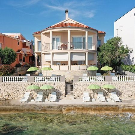 Apartments Kiara بيبينيا المظهر الخارجي الصورة