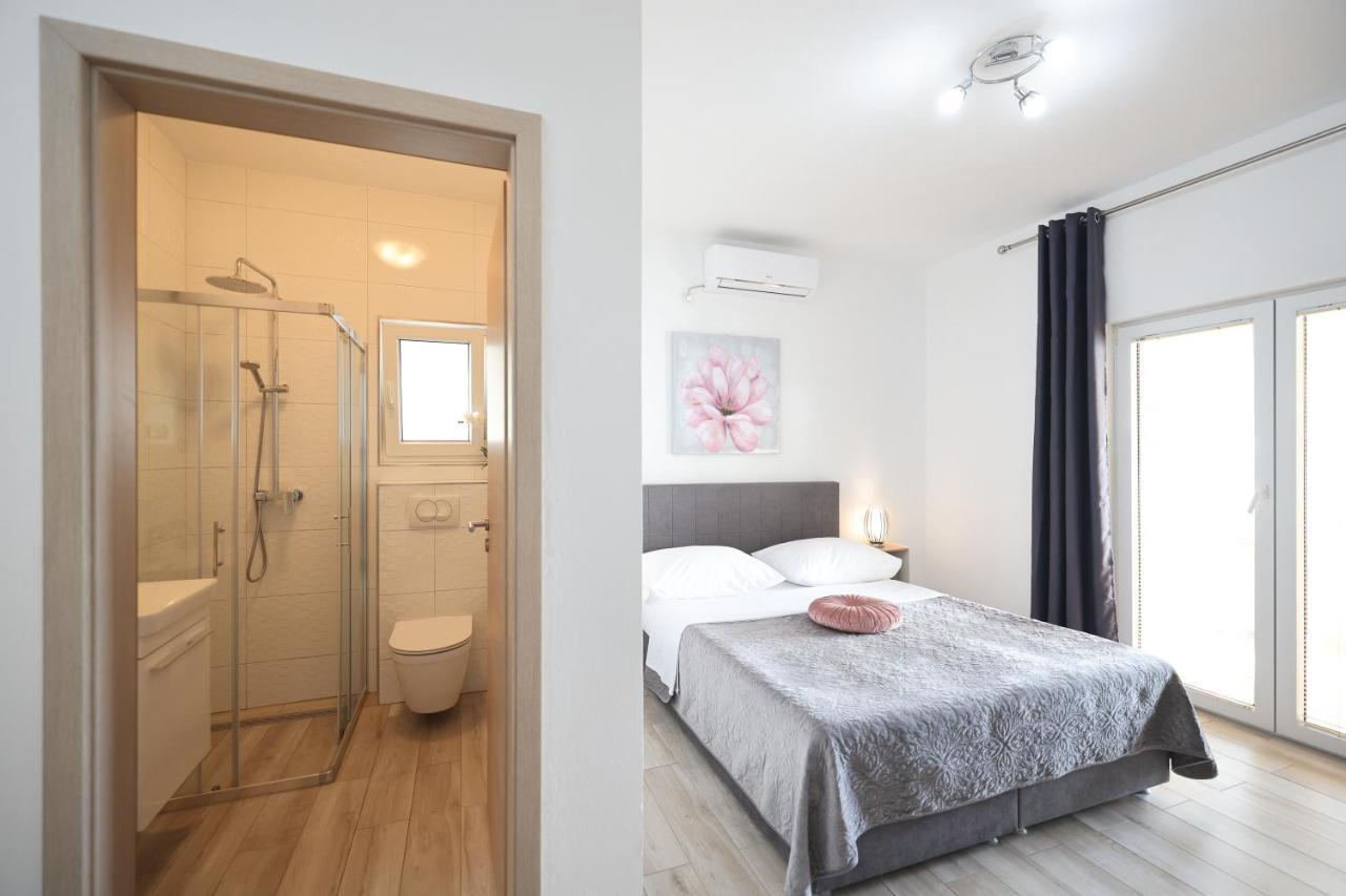Apartments Kiara بيبينيا المظهر الخارجي الصورة