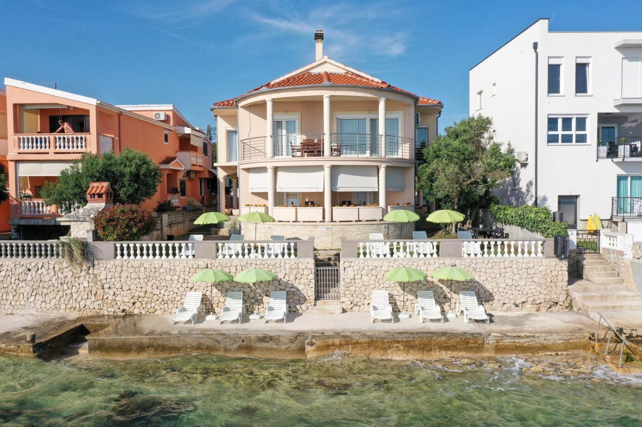 Apartments Kiara بيبينيا المظهر الخارجي الصورة