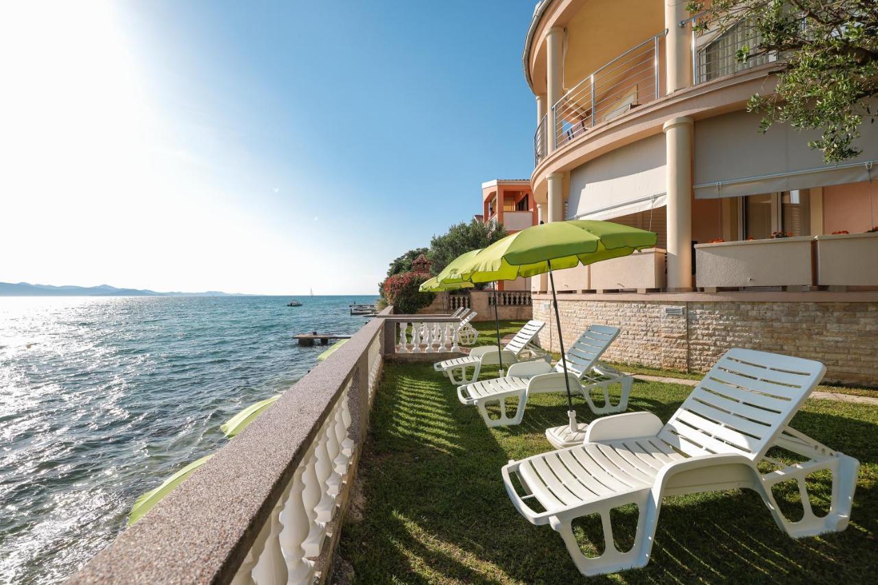Apartments Kiara بيبينيا المظهر الخارجي الصورة