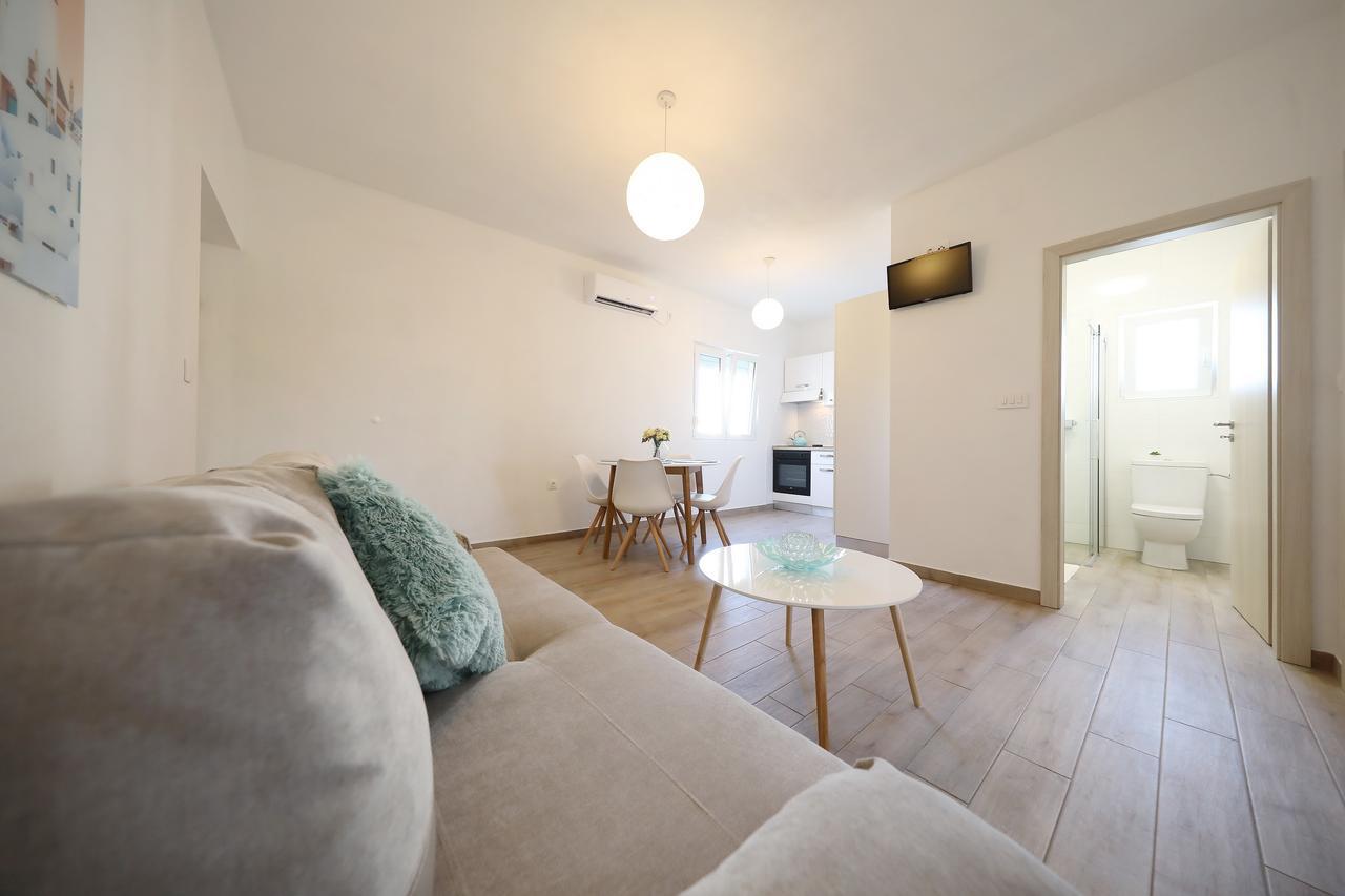 Apartments Kiara بيبينيا المظهر الخارجي الصورة